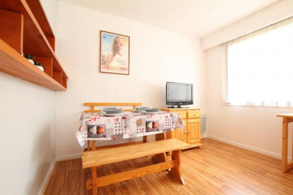 Studio Ideal 2 Personnes Et/Ou Avec 2 Enfants Briançon Exterior foto